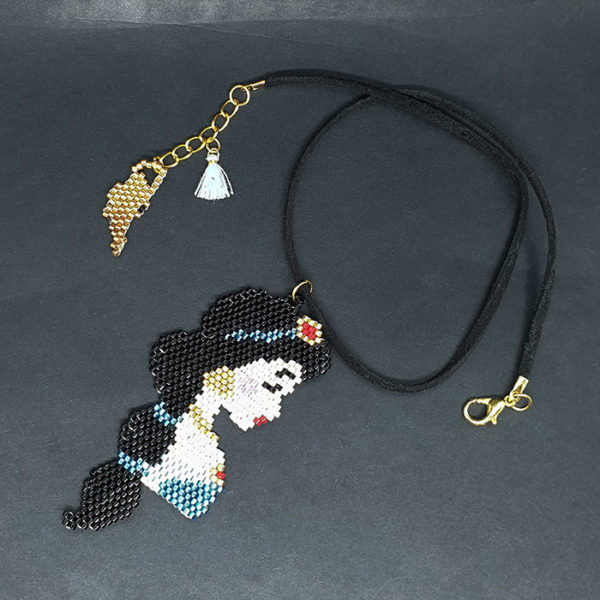 collier enfant mille et une nuits corse